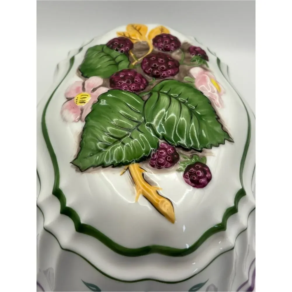 Vintage Wall Hanging Porcelain Raspberries Jello Mold Collection Le Cordon Bleu